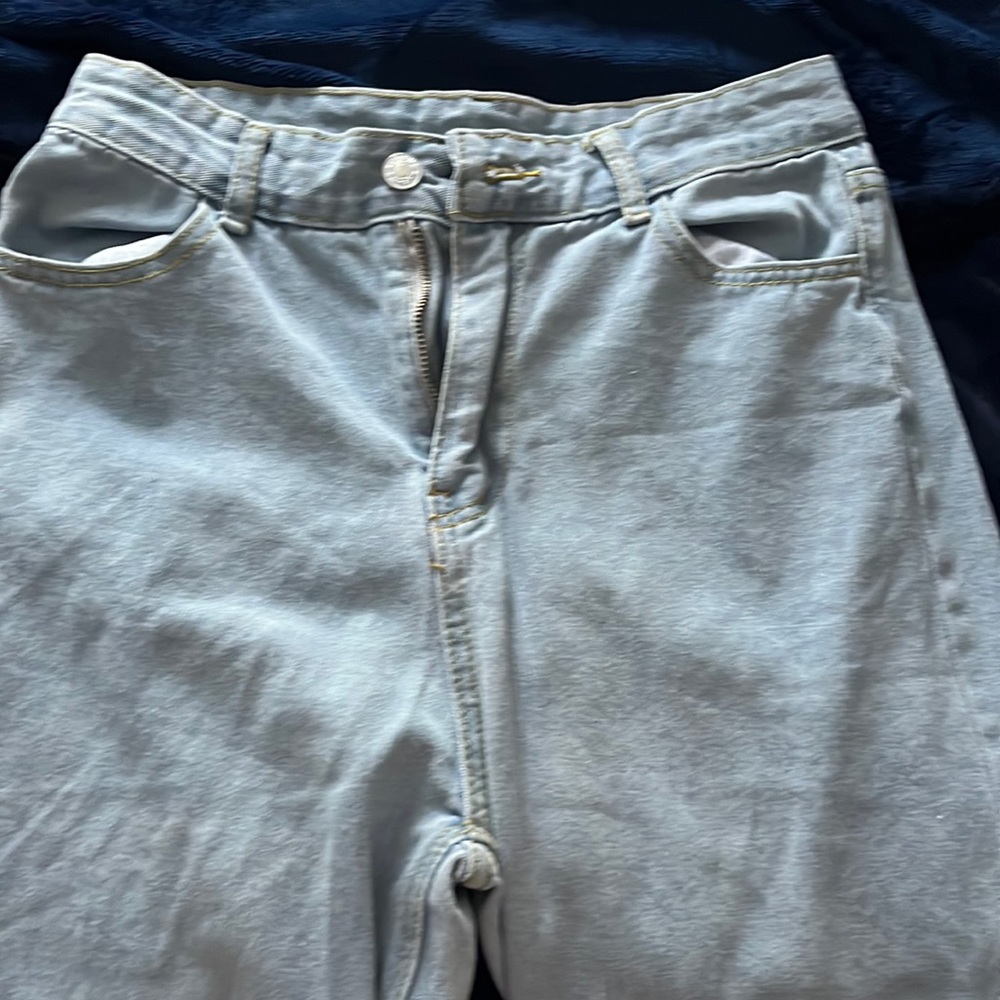 ROMWE - Light-Washed Wide Leg